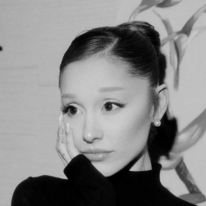Ariana Grande logo