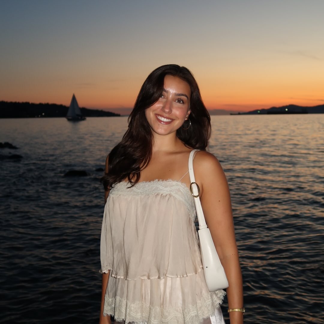 Daria Afshar profile