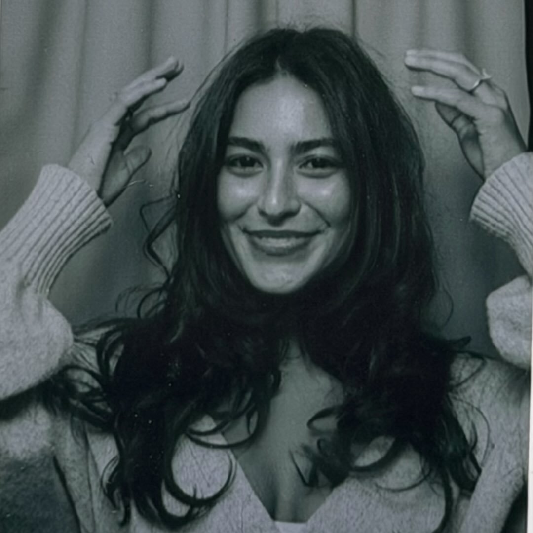 Bella Zapata profile