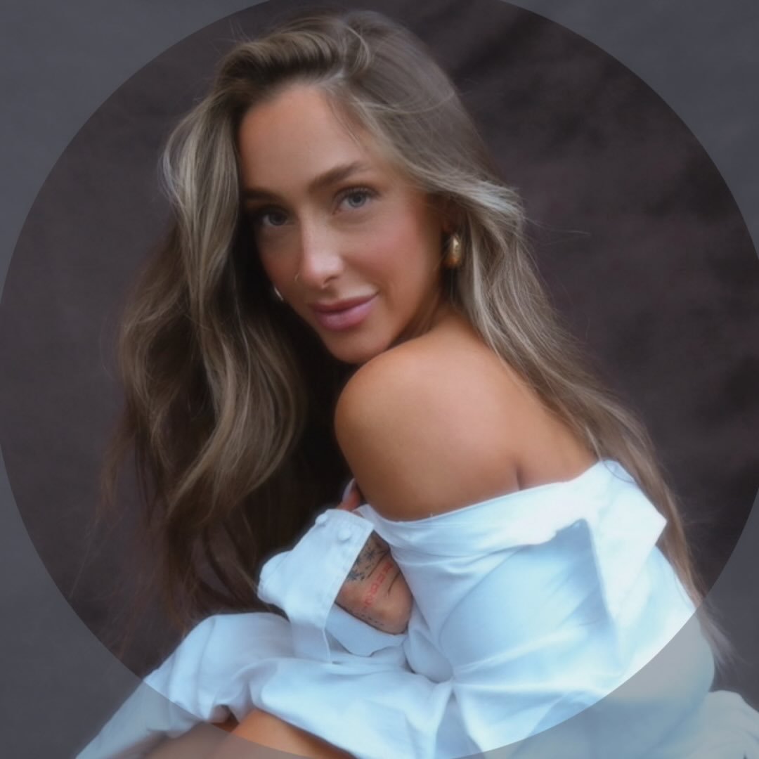 Kayla profile