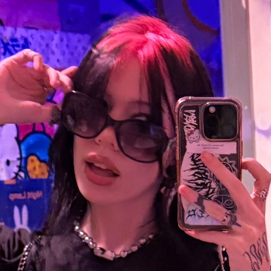 ★ 𝖑𝖊𝖉𝖆★ profile
