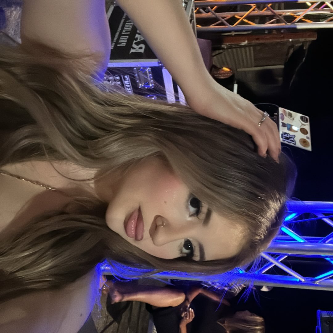 Bay Area Hairstylistcolorist profile