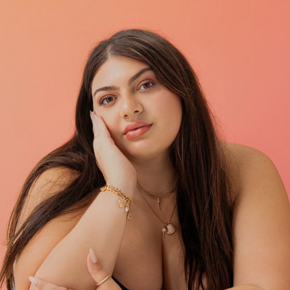 Demi Ann Curve profile